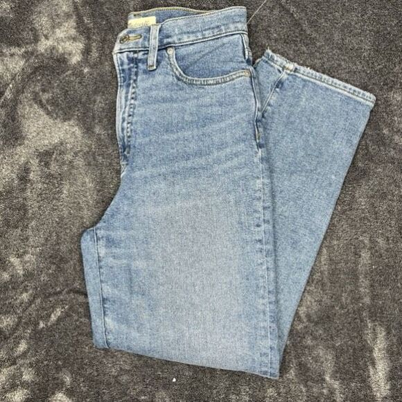 Madewell Denim - Madewell The prefect vintage Crop Jean size 27